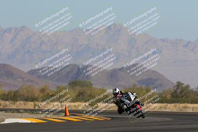 media/Nov-06-2022-SoCal Trackdays (Sun) [[208d2ccc26]]/Turn 14 (930am)/